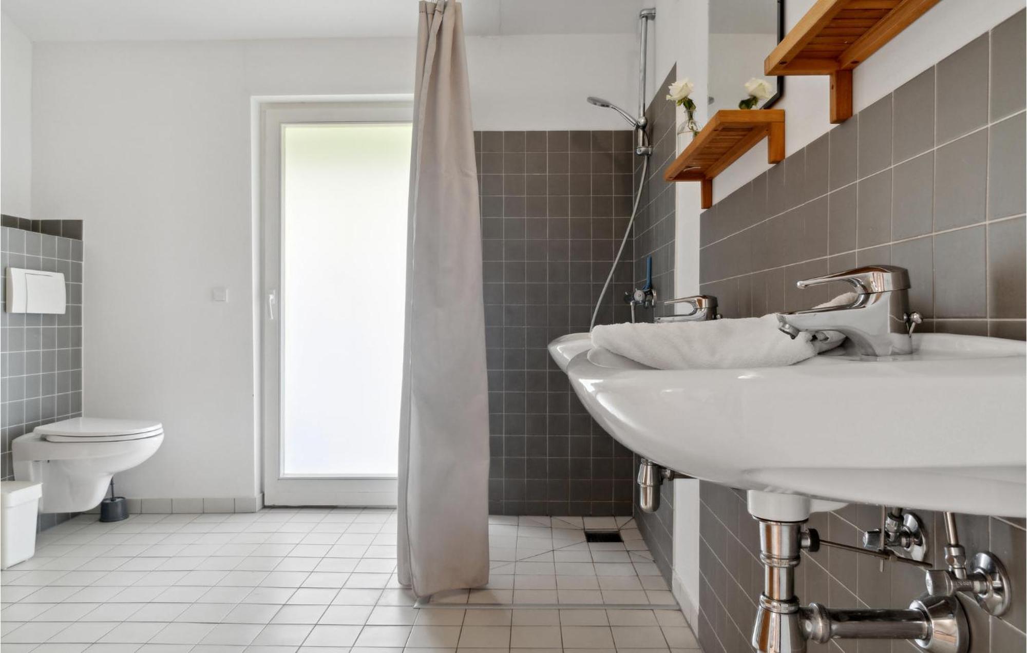 Amazing Home In Askeby With Sauna ภายนอก รูปภาพ
